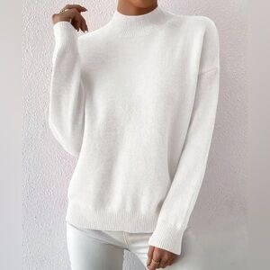 NWOT Women’s Winter Solid White Size Medium Long Sleeve Drop Shoulders Sweater